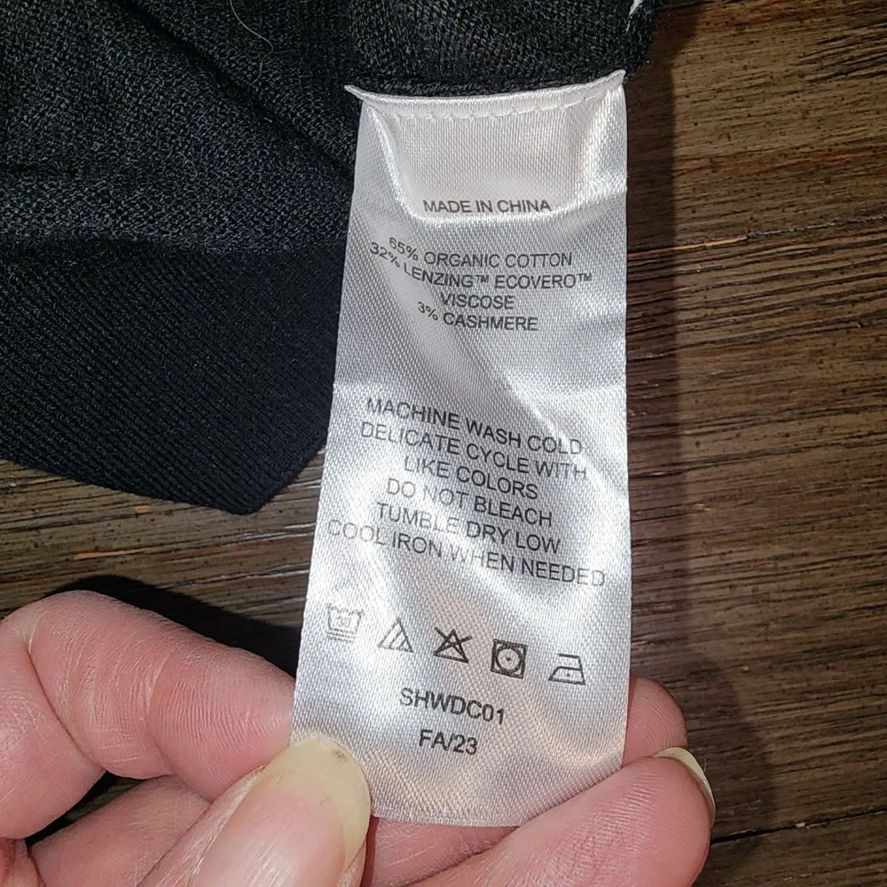 Quince Lightweight Cotton Cashmere V-Neck Sweater NWT Black Med - Picture 6 of 7